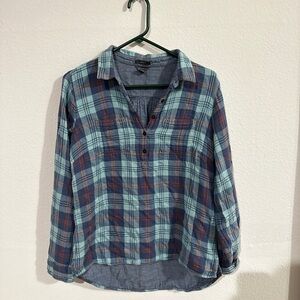 Eddie Bauer women’s Plaid Shirt